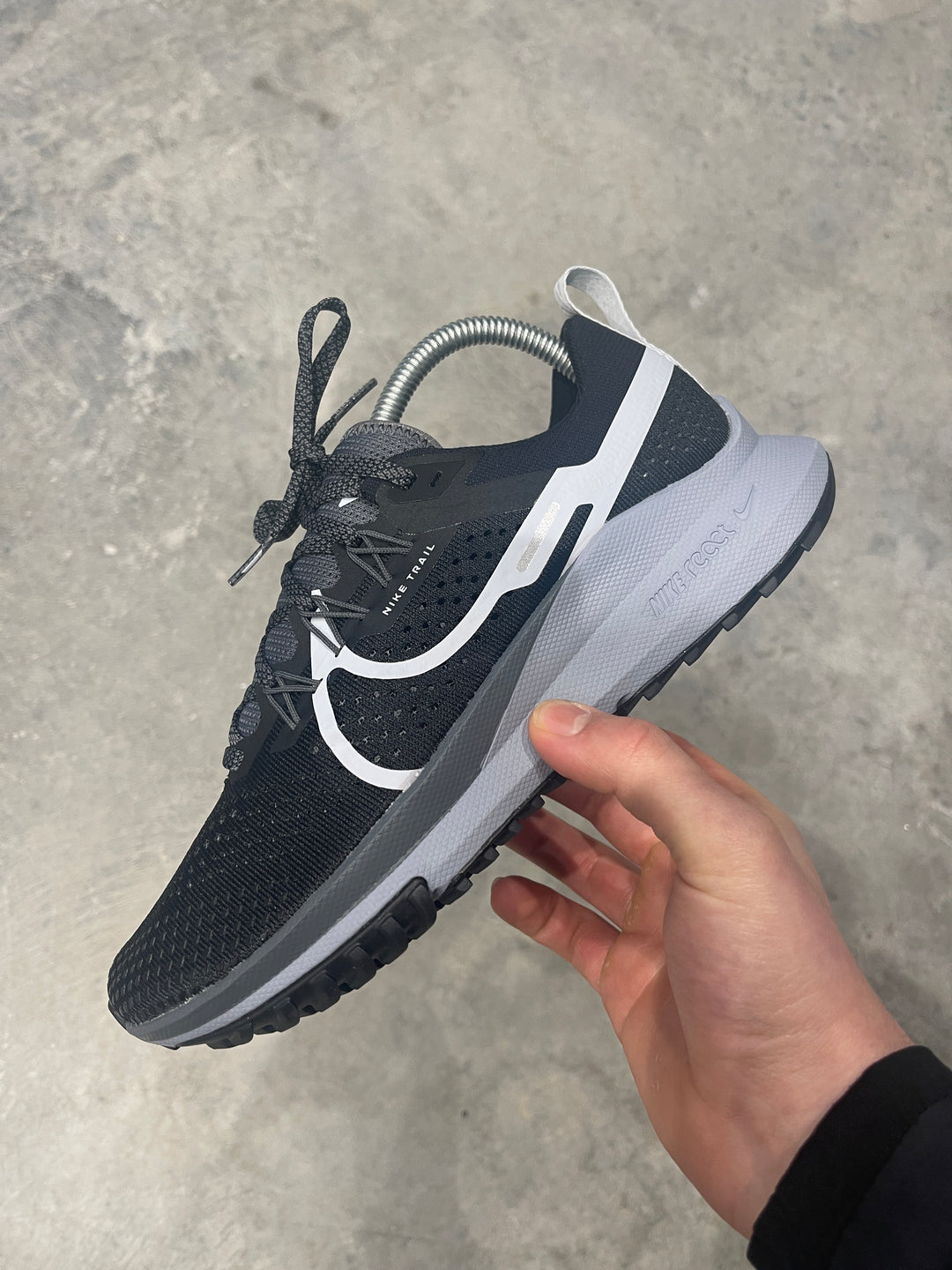 Nike React Pegasus Trail 4 - Black/Wolf Grey
