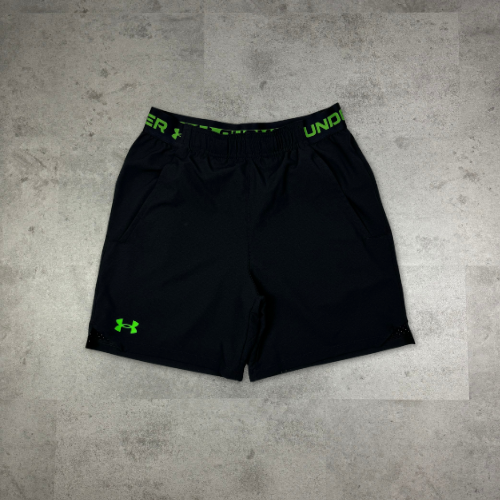 Under Armour Woven Shorts - Black / Greenwood
