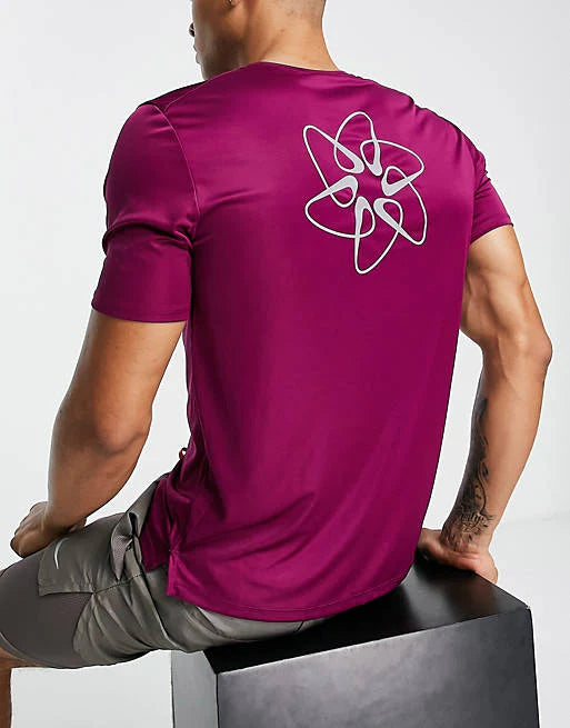 Nike Dri-Fit UV Run Division Miler T-Shirt - Sangria